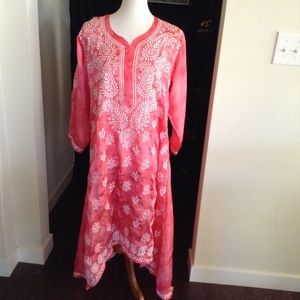 Crepe fabric with tie and dye print asymmetric top